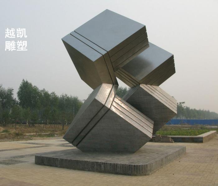 铸铜魔方雕塑 镜面魔方雕塑厂家 锻造工艺 - 长安越凯工艺美术品商行